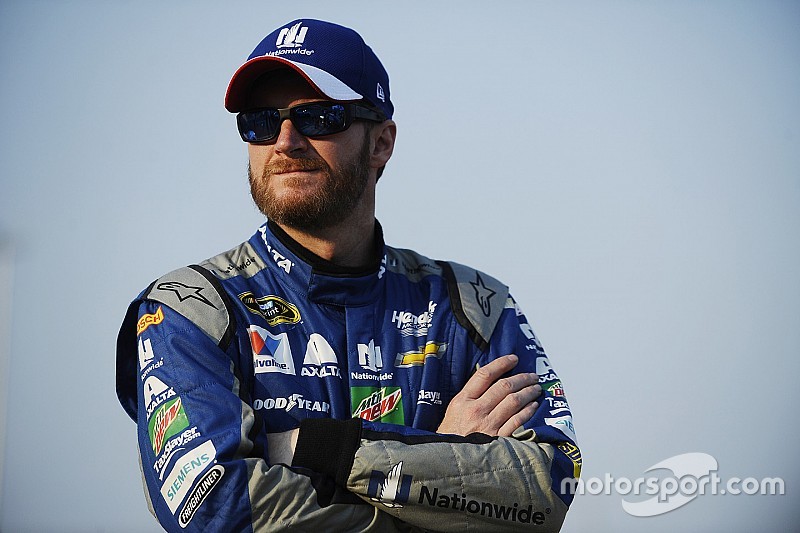 Dale Earnhardt Jr. fällt bis Ende der NASCAR-Saison 2016 aus