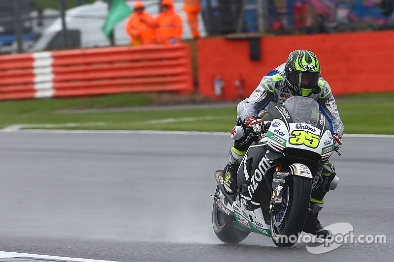 MotoGPイギリスGP予選:レインマスター、クラッチローが母国でポールポジション