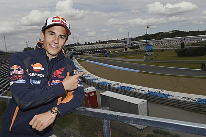 MotoGP: Marquez motokrossz versenyen járt...