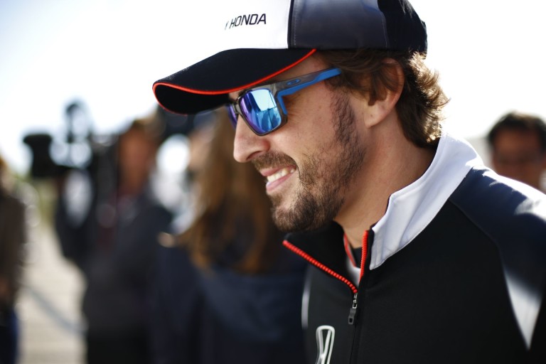 Alonso Nascar versenyen járt!