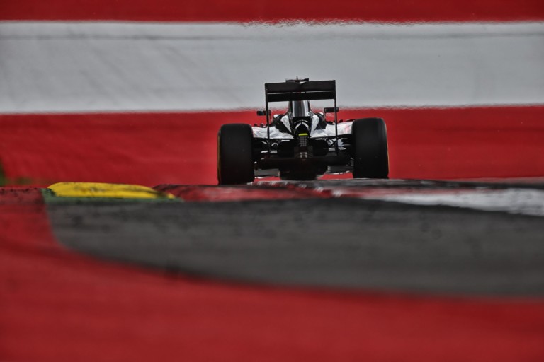 Osztrák Nagydíj időmérő - Q1: Wehrlein-szenzáció, durva autótörés és KO a Toro Rossónál