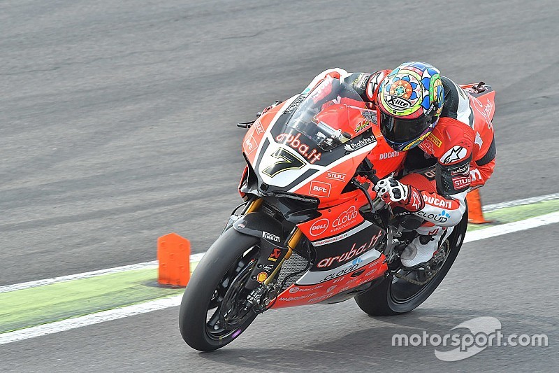 WSBK Lauzitsring: Davies pakt pole voor Sykes, Van der Mark elfde
