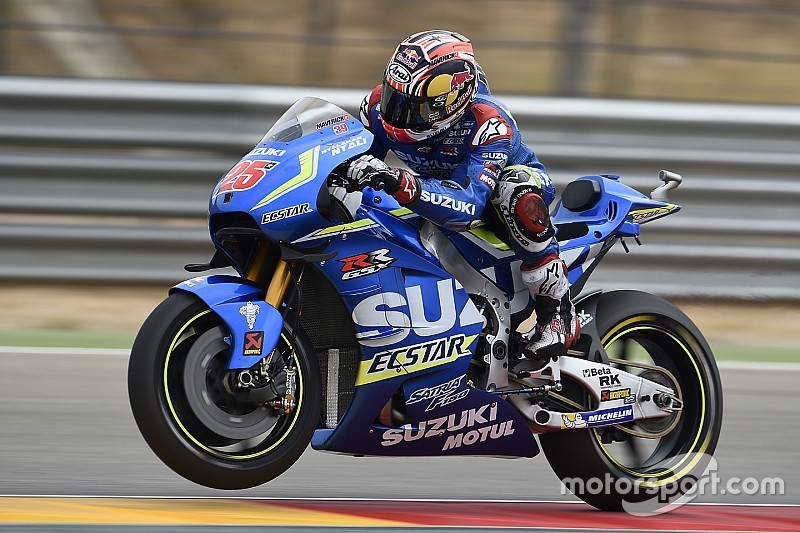 Viñales: “Lo daría todo por ganarle en un mano a mano a Márquez”