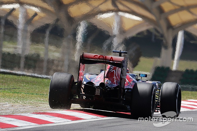 Técnica: el alerón trasero de Toro Rosso STR11 en Malasia