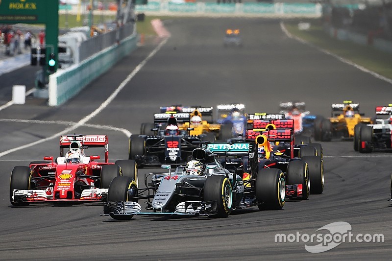 Verstappen: “La maniobra de Vettel fue ridícula”