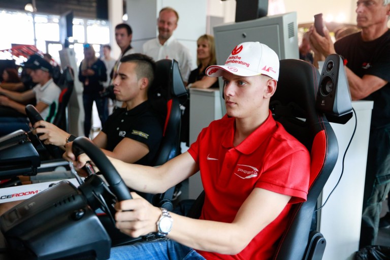 Mick Schumacher újabb győzelme: kilőtt a startnál és megállíthatatlan volt