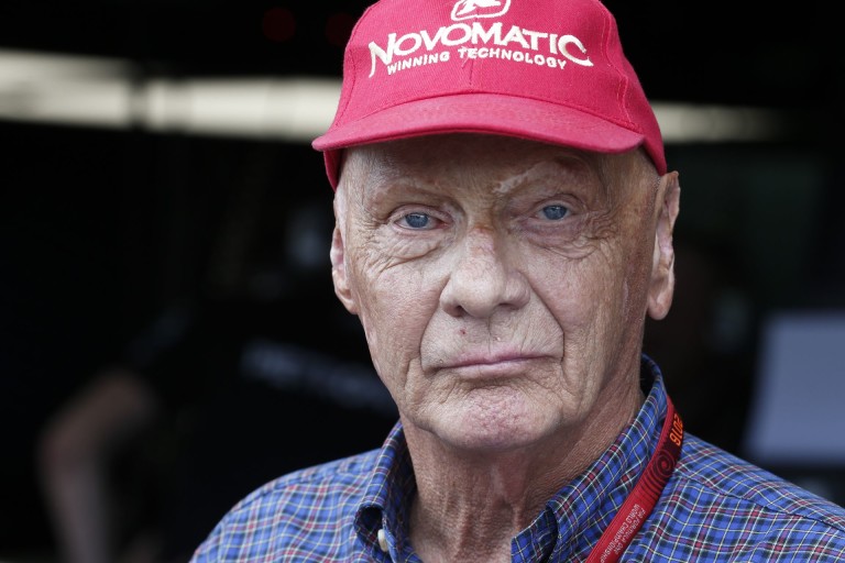 A Hamiltonnal együttérző Lauda: