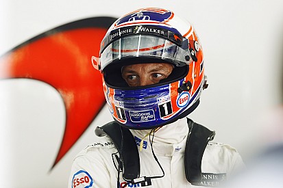 Баттон: Працюю для команди, а не задля розвитку McLaren 2017 року