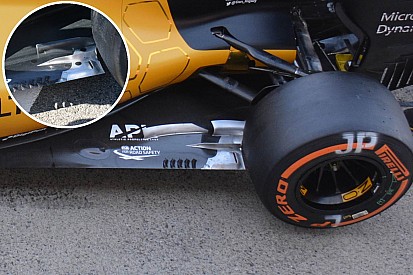 Técnica: fondo plano del Renault RS16 en Japón
