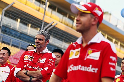 Arrivabene: "Rinnovare Vettel? Tutti si devono guadagnare lo stipendio"