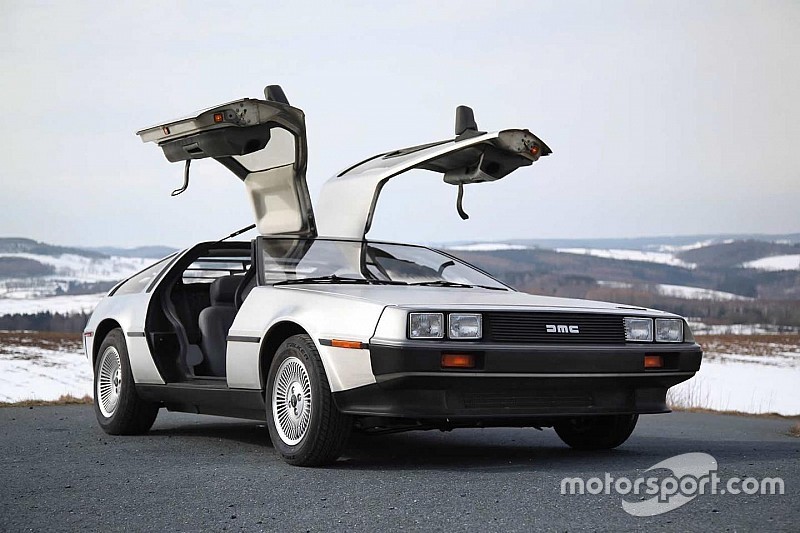 Відновлено виробництво славнозвісної DeLorean DMC-12!