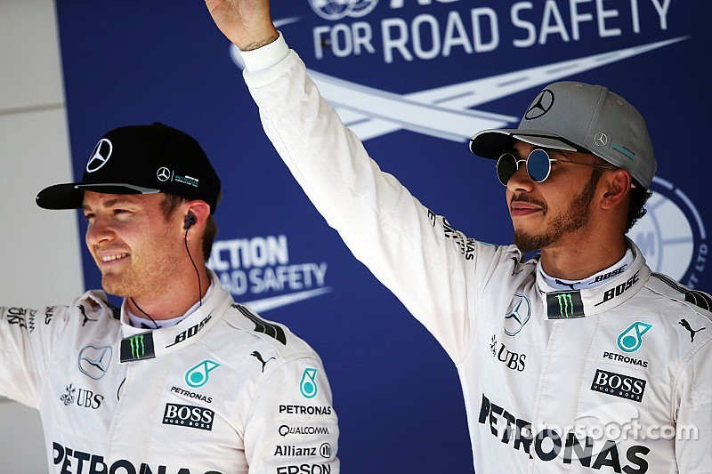 Hamilton ijzersterk naar pole Amerikaanse Grand Prix, Verstappen vierde
