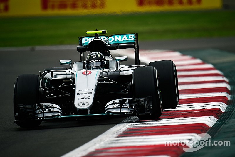 Rosberg battu mais