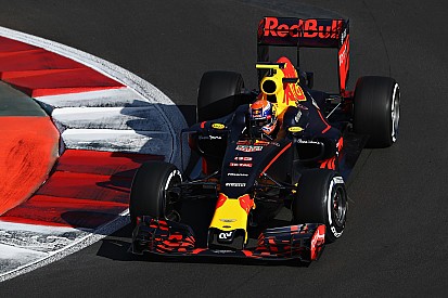Verstappen pensait pouvoir s'intercaler entre les Mercedes sur la grille