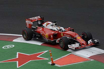 Феттель: Ferrari впустили “реальний” шанс стартувати з першого ряду