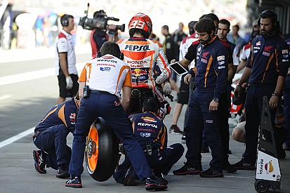 Márquez domina el warm up por delante de Viñales; Rossi 6º y Lorenzo 7º