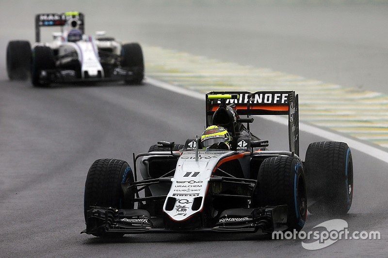 Force India святкує перемогу над Williams у Бразилії