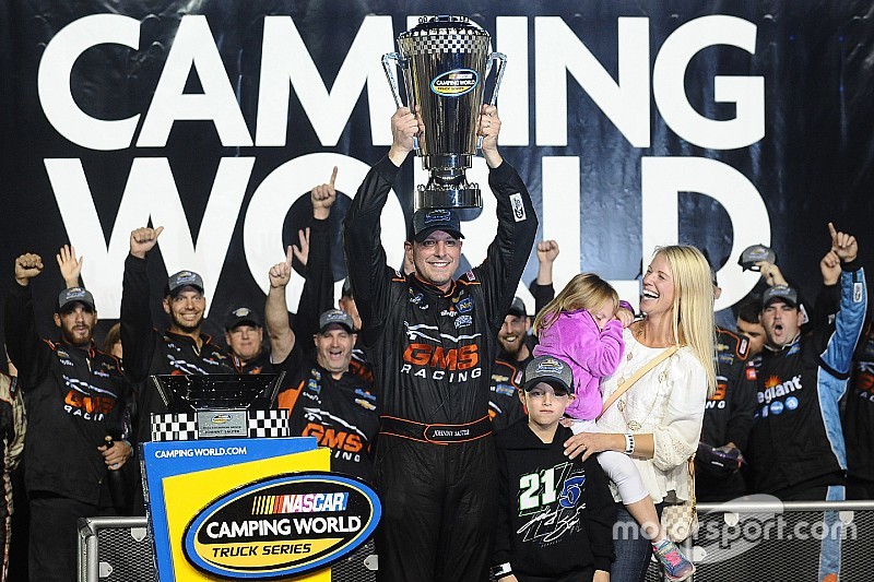 Johnny Sauter ist NASCAR Truck-Champion 2016