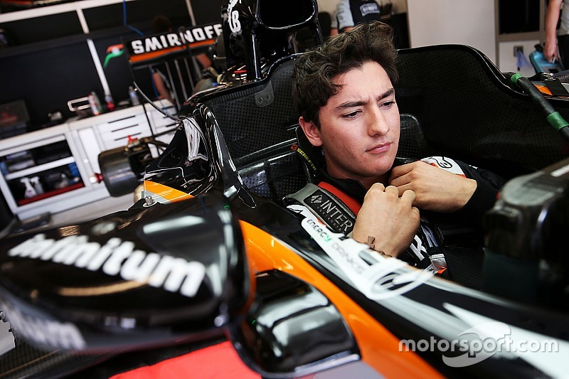 Celis Jr. dans le baquet Force India lors des EL1 à Yas Marina