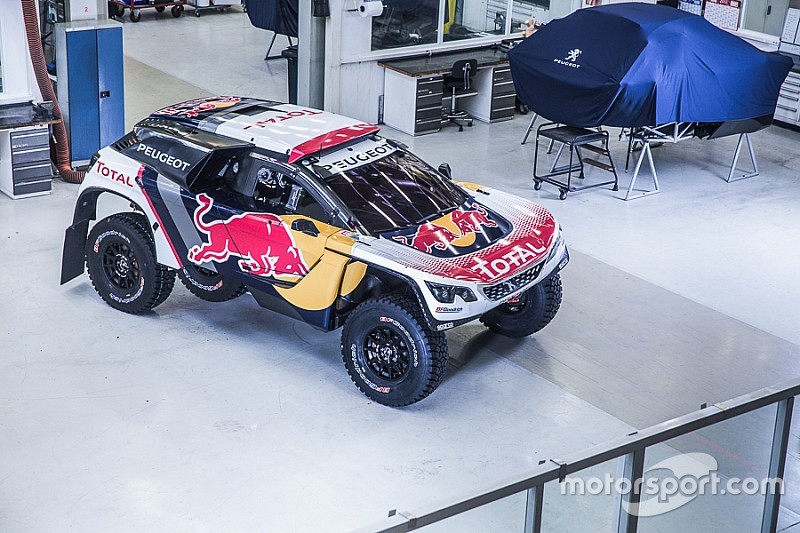 Фотогалерея: нова ліврея 3008 DKR для Дакара 2017 року