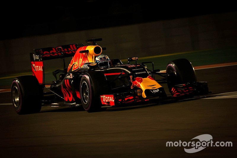 Horner: “Ricciardo kan er een spannende laatste race van maken