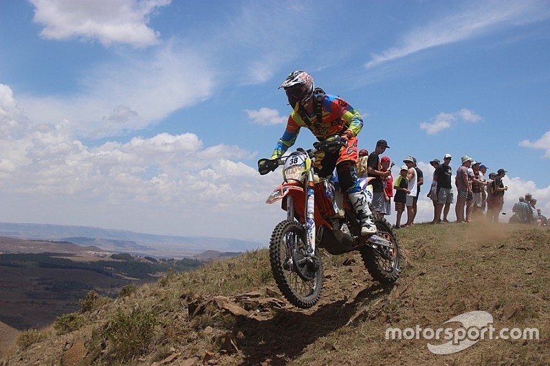Roof of Africa: Eines der härtesten Motocross-Rennen der Welt