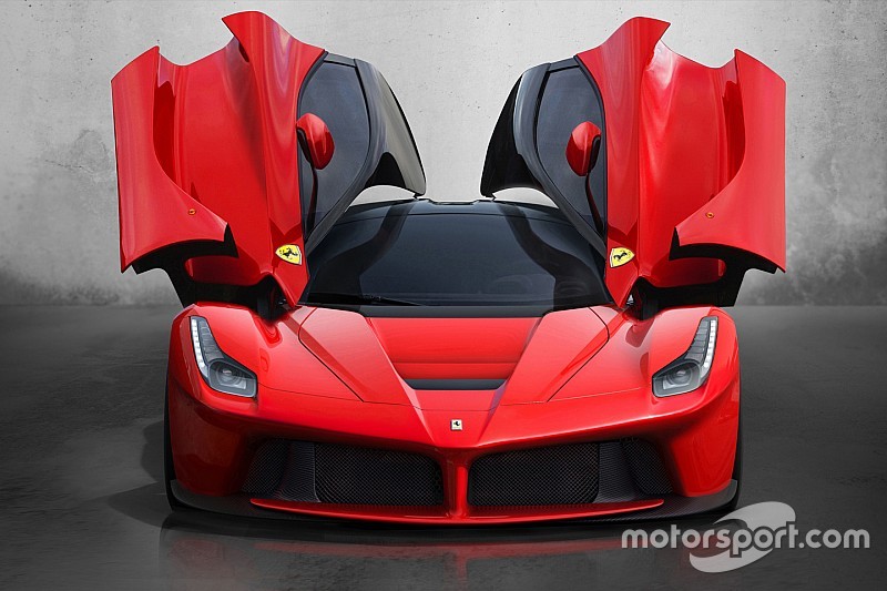 Последнюю LaFerrari продали на аукционе за рекордную сумму