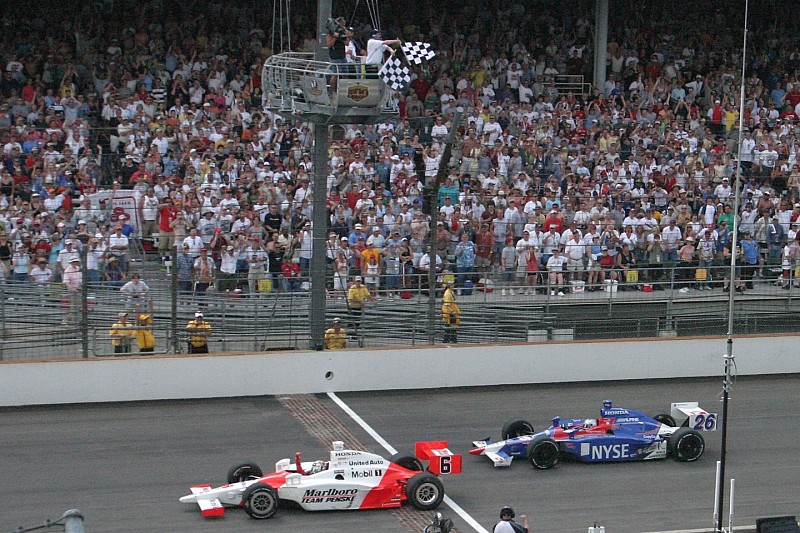 Il y a 10 ans - Hornish Jr. chipe l'Indy 500 à la famille Andretti