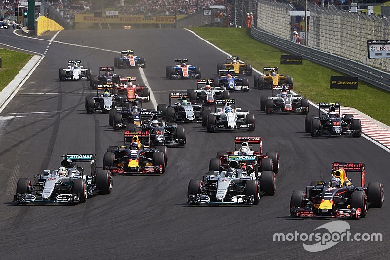 Photos - Le film de la saison 2016 de F1