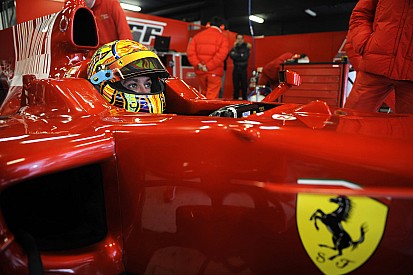 In beeld: De Ferrari F1-tests van Valentino Rossi
