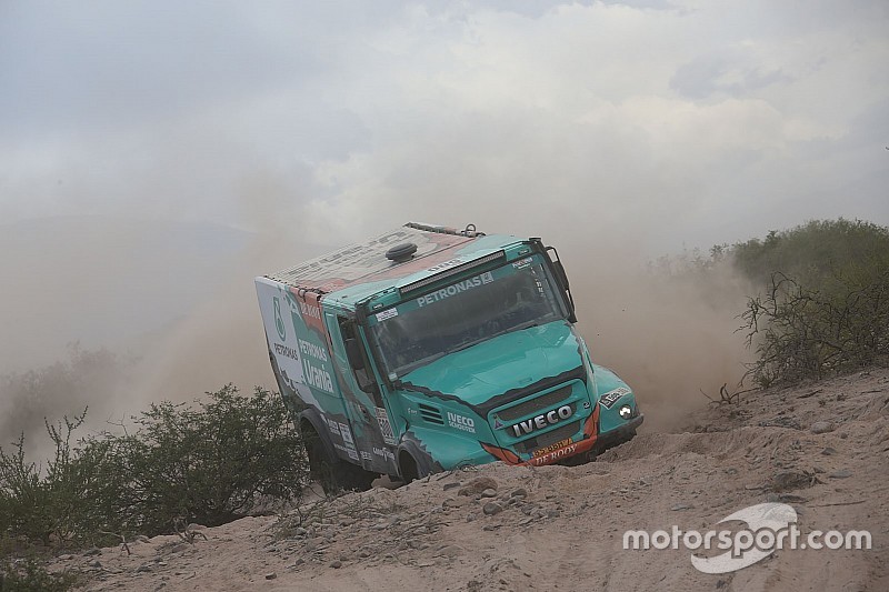 Dakar 2017: De Rooy slaat terug met dagzege, Sotnikov pakt leiding