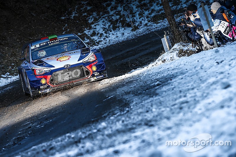 WRC Monte Carlo: Eerste proef afgelast na crash Paddon