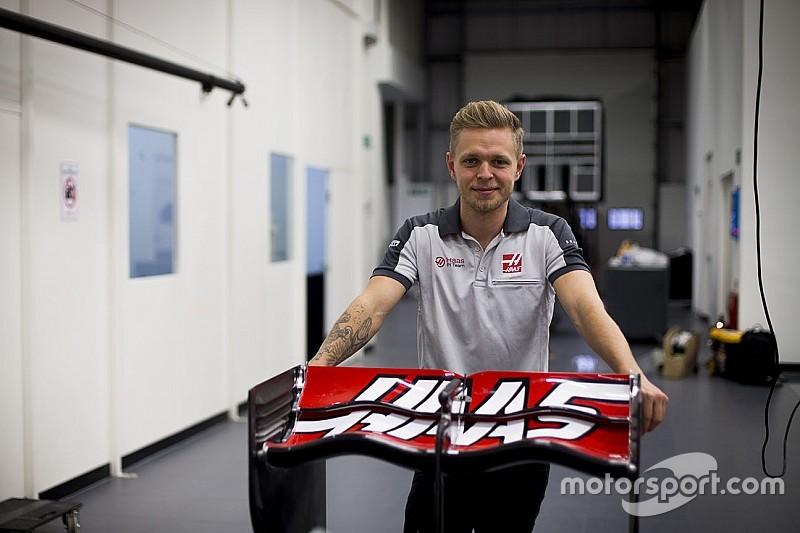 Magnussen probaría suerte en NASCAR