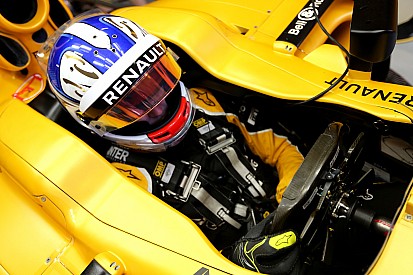Sirotkin permanece na Renault mesmo com saída de Vasseur