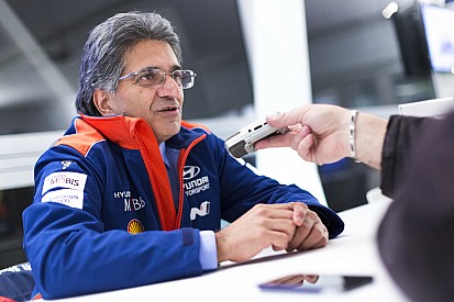 Frustratie bij Hyundai: "Grote fout Neuville in Zweden had niet mogen gebeuren"