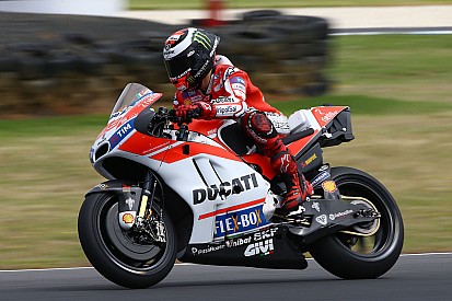 Лоренсо: Щось досі не так з адаптацією до Ducati