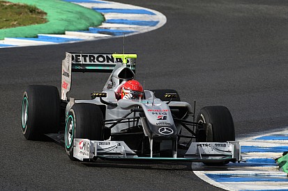 A Forma-1-be hosszú idő után visszatért pilóták: Schumacher azonnal villant