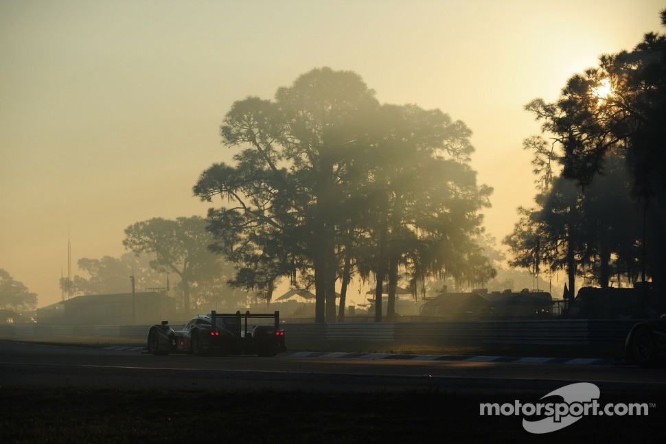 #7 Peugeot Sport Total Peugeot 908: Alexander Wurz, Marc Gene, Anthony Davidson