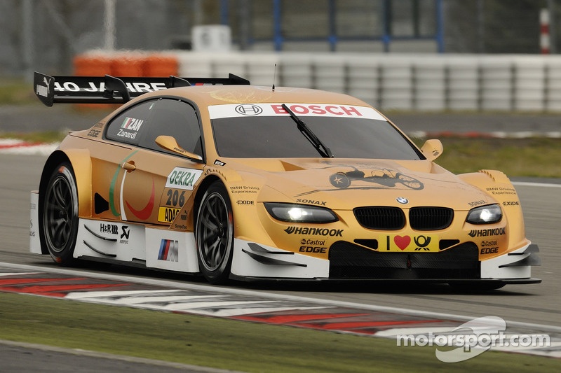 Алекс Дзанарді тестує BMW M3 DTM