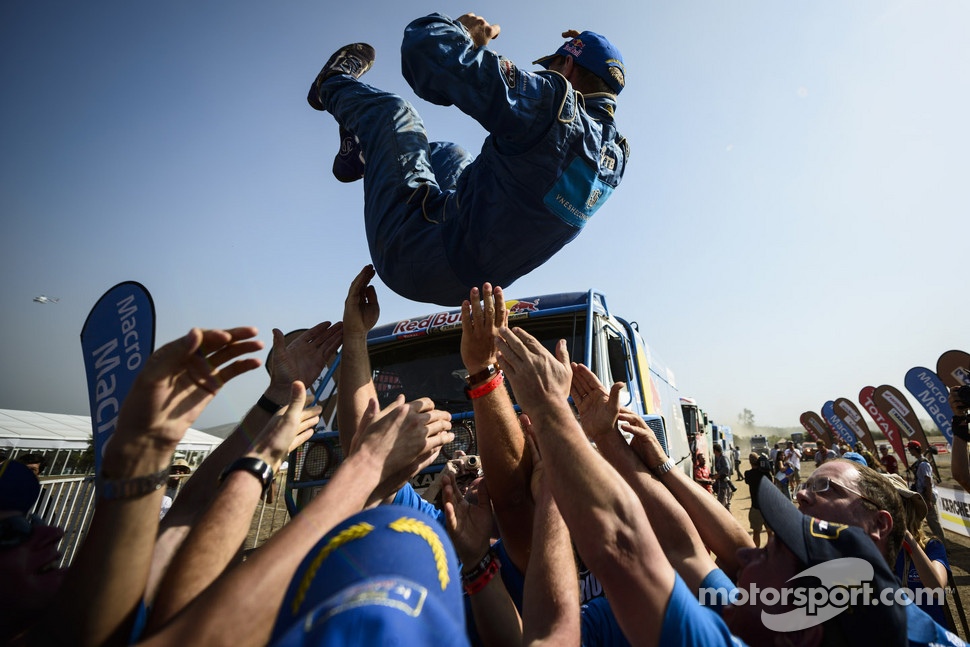 Kamaz team celebrates with Truck winner Eduard Nikolaev