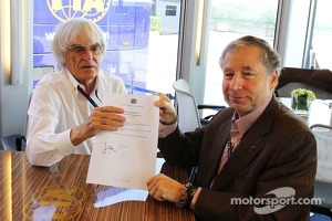 (L to R): Bernie Ecclestone, CEO Formula One Group, an Jean Todt, FIA President sign an agreement setting out a framework for the new Concorde Agreement