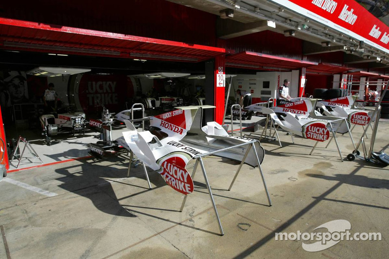 Área de garage de BAR-Honda