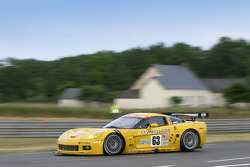 克尔维特车队63号克尔维特C6.R GT1:罗恩·费罗斯、约翰尼·欧康纳、马克思·帕皮斯