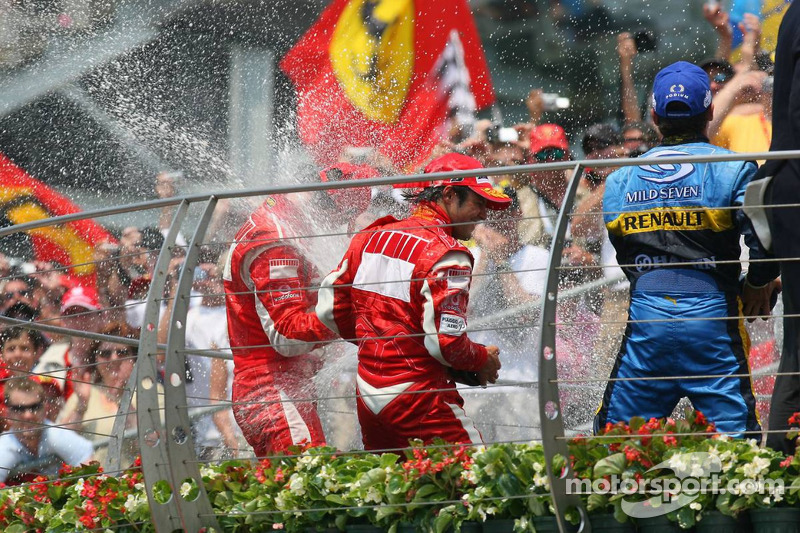 2006 (Індіанаполіс). Подіум: 1. Міхаель Шумахер, Ferrari. 2. Феліпе Масса, Ferrari. 3. Джанкарло Фізікелла, Renault