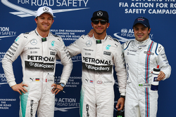 Segundo lugar Nico Rosberg, Mercedes AMG F1, ganador de la pole Lewis Hamilton, Mercedes AMG F1, tercer lugar, Felipe Massa, Williams F1 Team