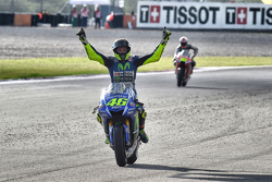 Переможець Валентіно Россі, Yamaha Factory Racing