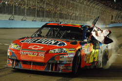 Jeff Gordons Ehrenrunde für Dale Earnhardt