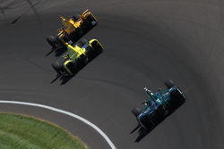 Ryan Hunter-Reay, Andretti Autosport, Honda; Sage Karam, Chip Ganassi Racing, Chevrolet, und Ed Carpenter, CFH Racing, Chevrolet