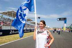 A grid girl