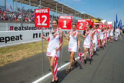 Grid girls and boys